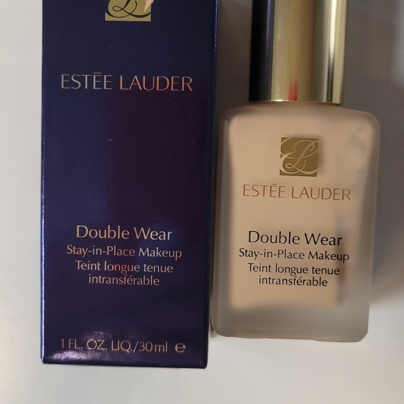 Estee Lauder Bundle Makeup Skincare - Picture 3 of 8